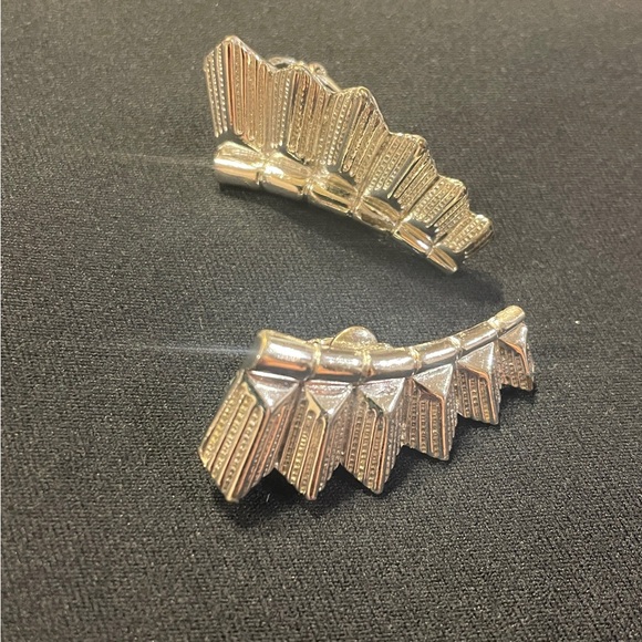 Vintage Coro earrings - Picture 3 of 11